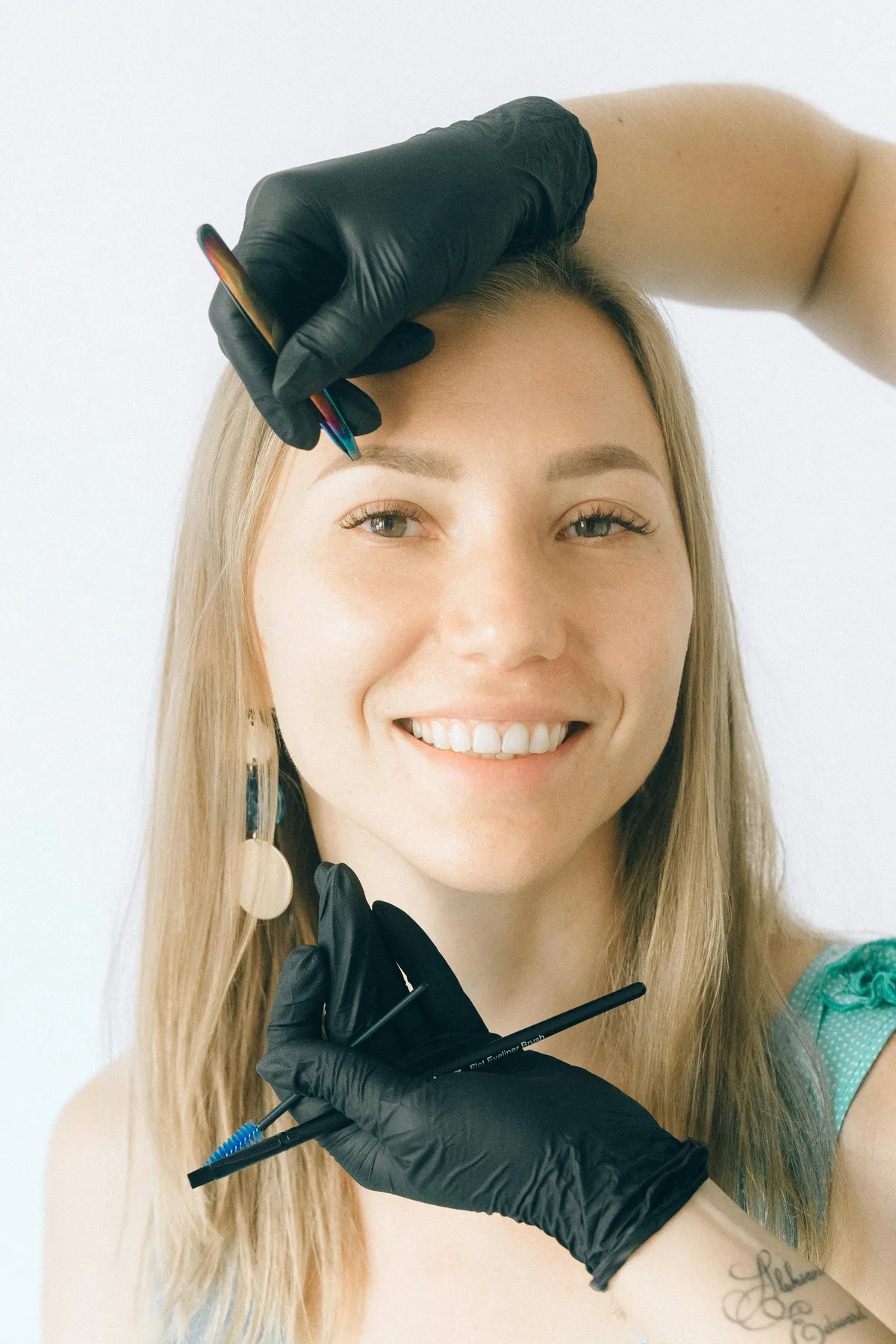 Microblading de Cejas en Barcelona: Diseño Hiperrealista